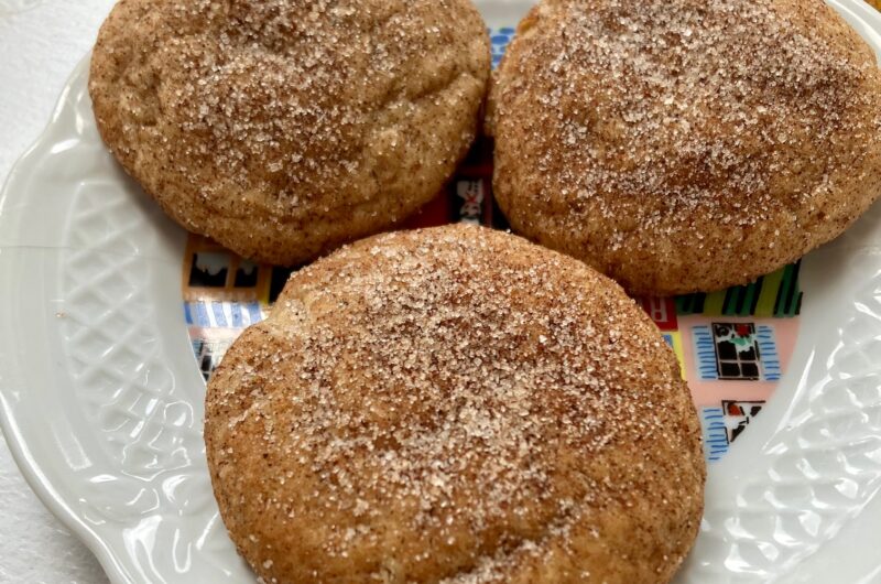 apple cider donut cookies on a plate