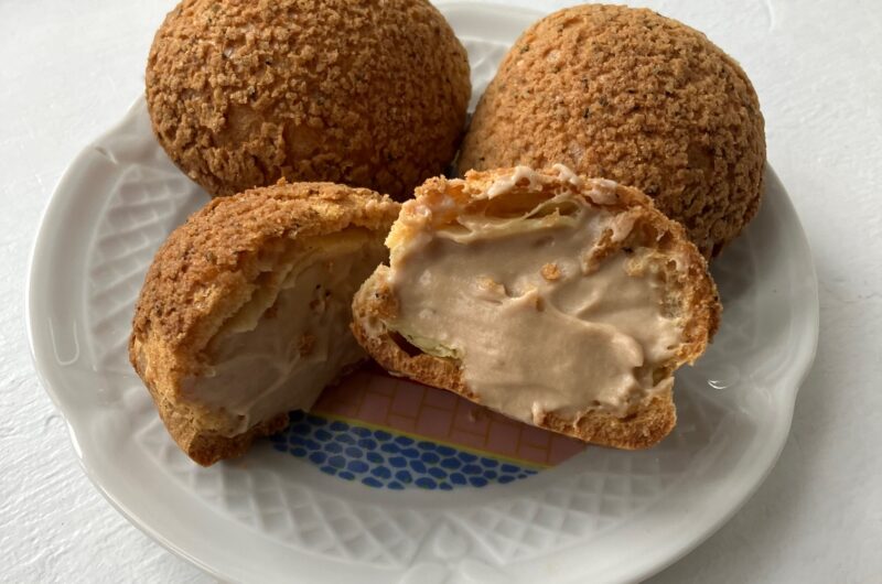 earl grey choux au craquelin on a plate